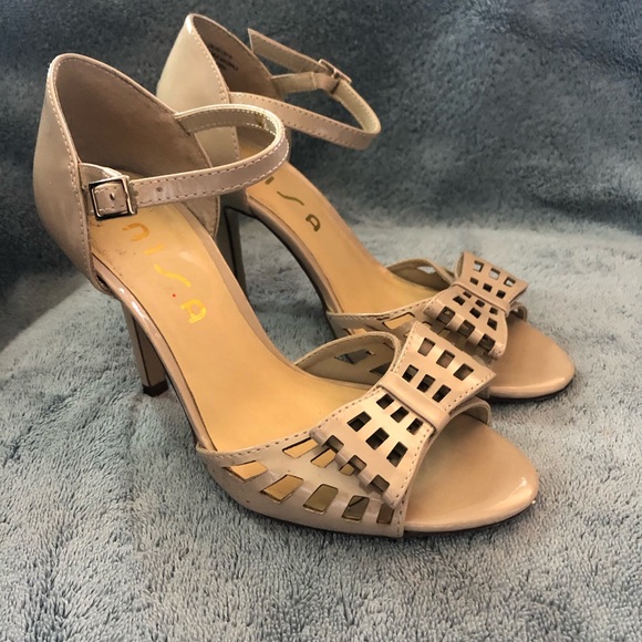 Nude bow heels - Picture 4 of 4